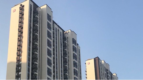 高溫天氣下外墻真石漆膩?zhàn)拥氖┕ぜ?xì)節(jié)